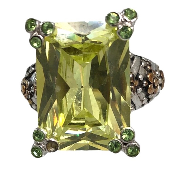 STERLING SILVER LIME GREEN FACETED STONE COCKTAIL RING SIZE 7 - Picture 2 of 16